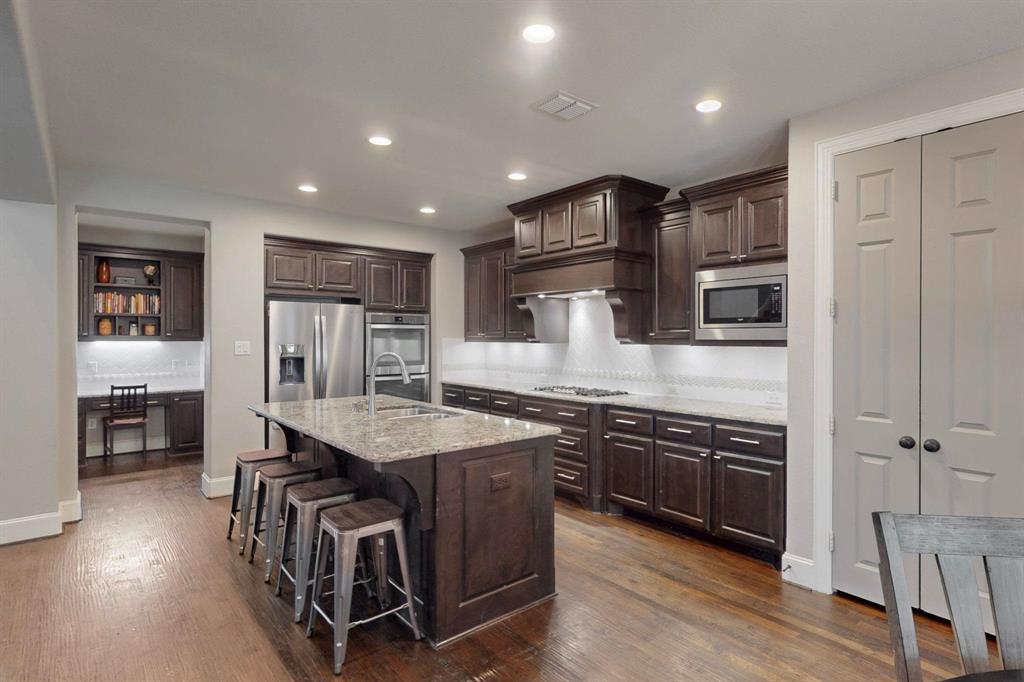 6404 Spring Wagon Drive