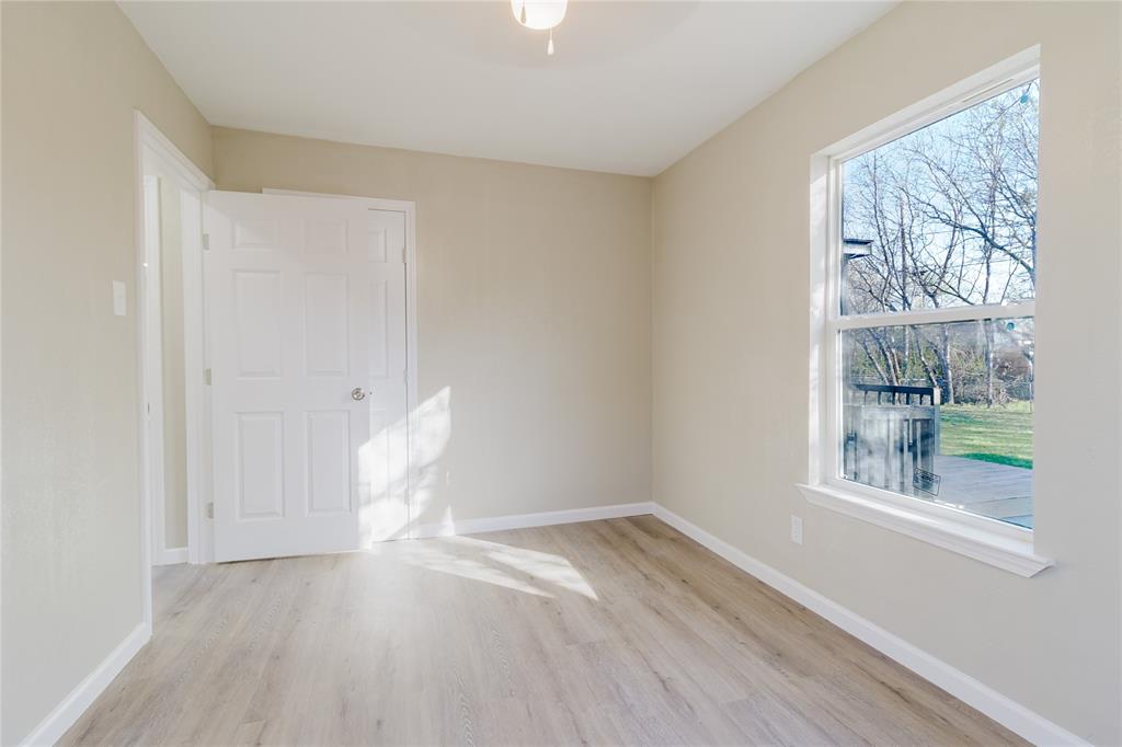 Edgewood Ennis - Residential