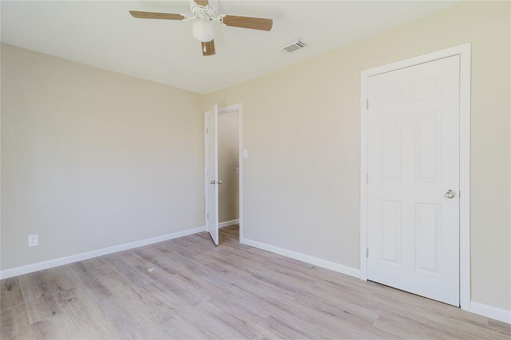 Edgewood Ennis - Residential