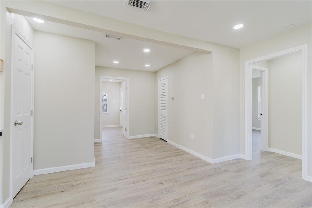 Edgewood Ennis - Residential