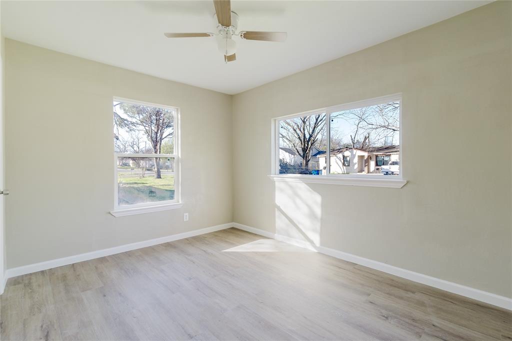 Edgewood Ennis - Residential