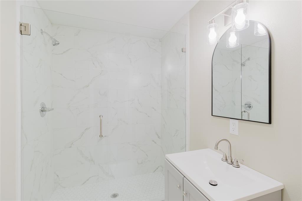 Edgewood Ennis - Residential