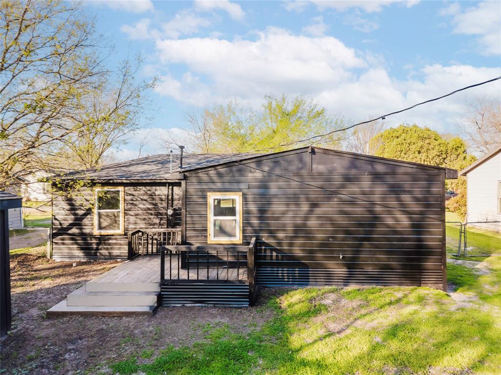 Edgewood Ennis - Residential