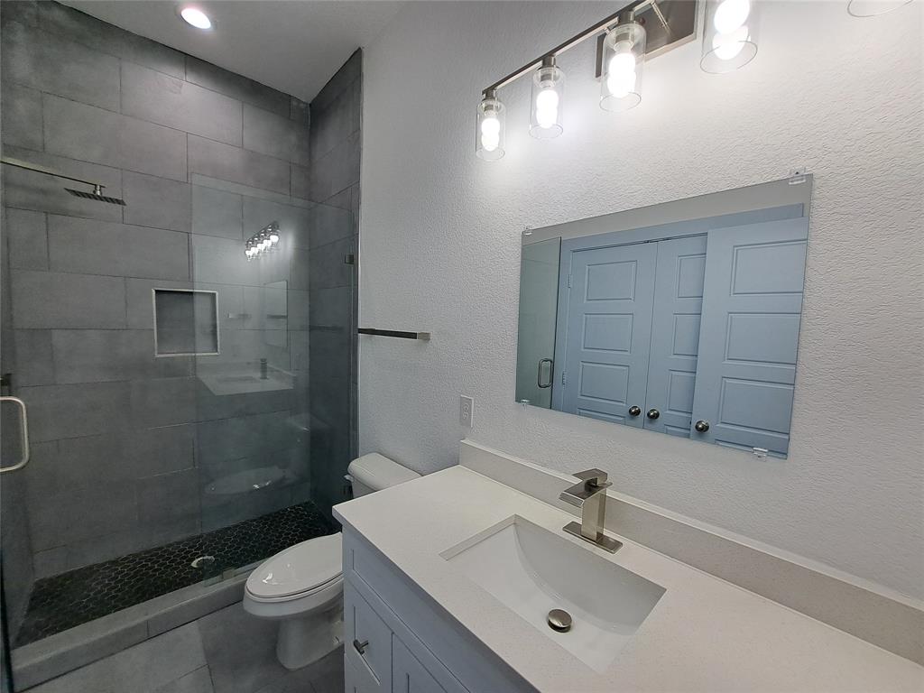 Kiest - Residential Lease