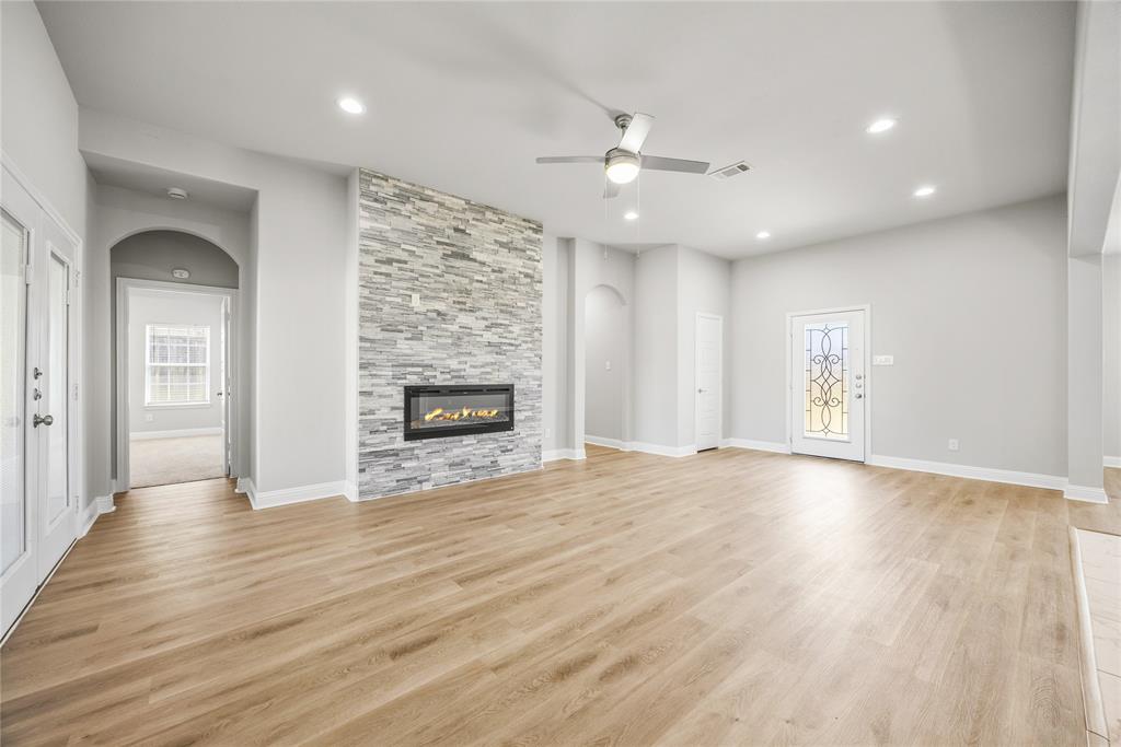 8409 Willowbrook Drive