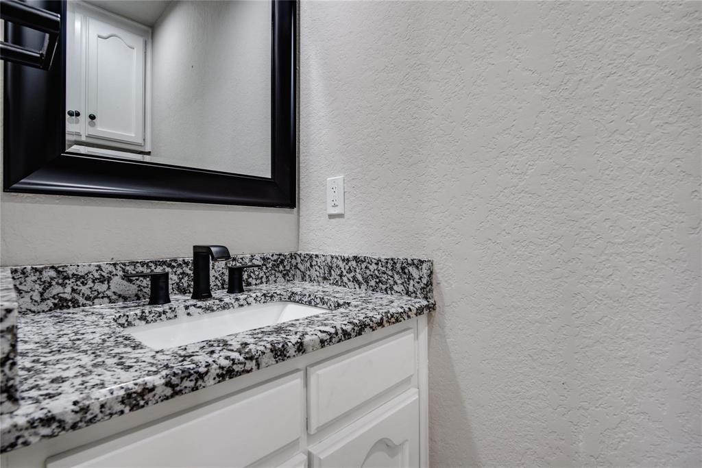 Flamingo Estates Add - Residential Lease