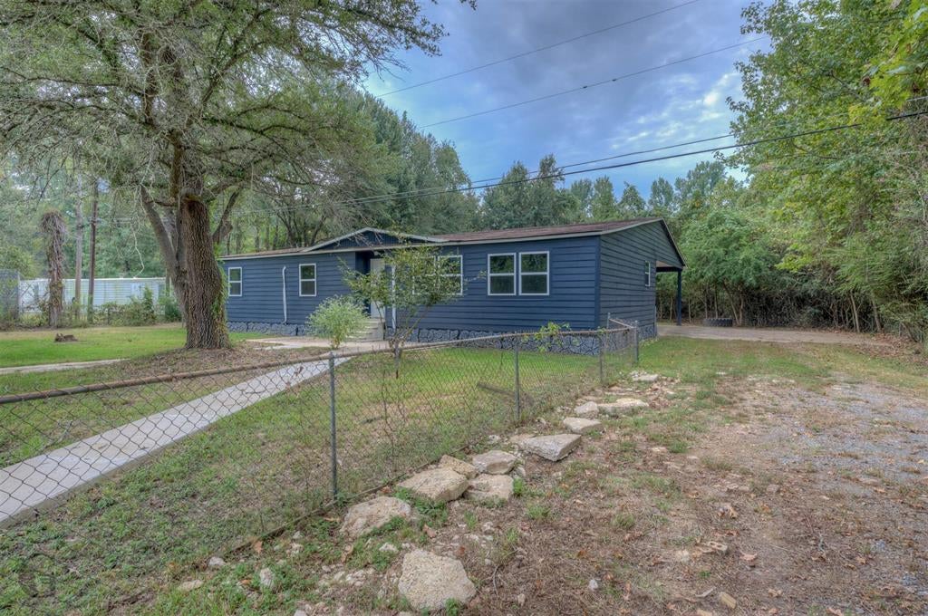 209 W Jackson Avenue