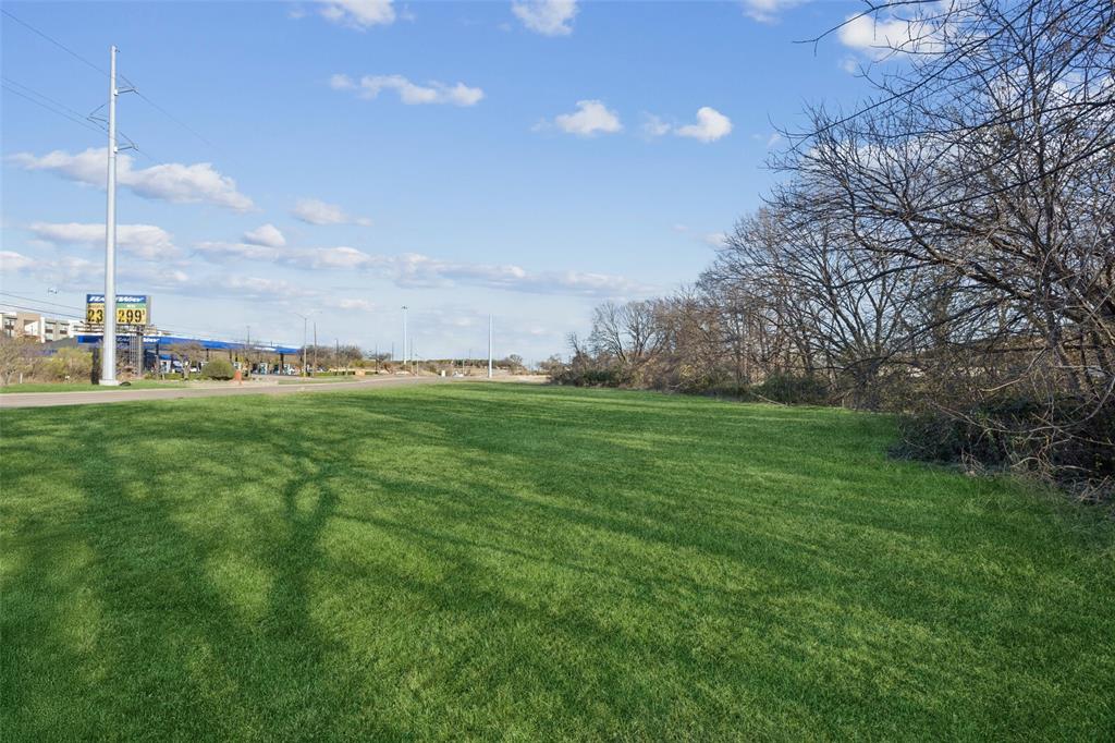 1010 N Cedar Ridge Drive