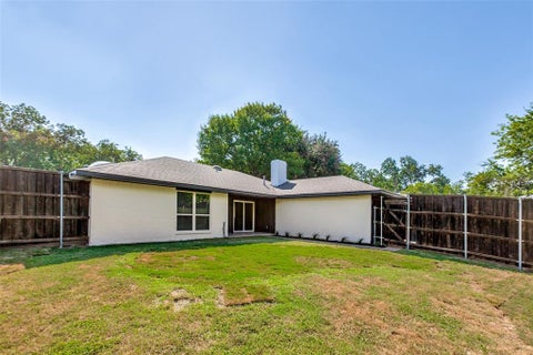 Tiny photo for 4918 Cliffwood Drive, Garland, TX 75043 (MLS # 21341182)