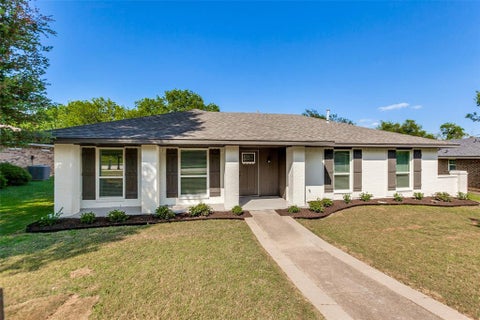 Photo of 4918 Cliffwood Drive, Garland, TX 75043 (MLS # 21341182)