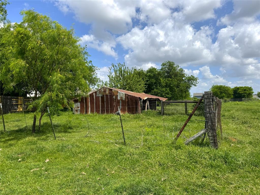 1601 Oak Grove Road E