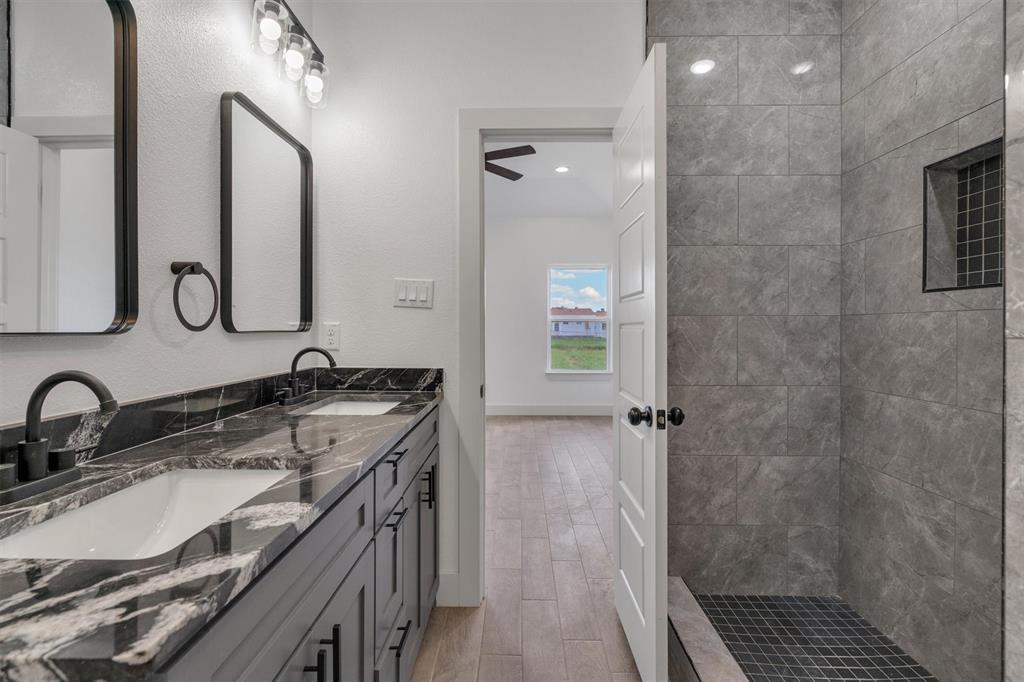 Heather Heights - Residential