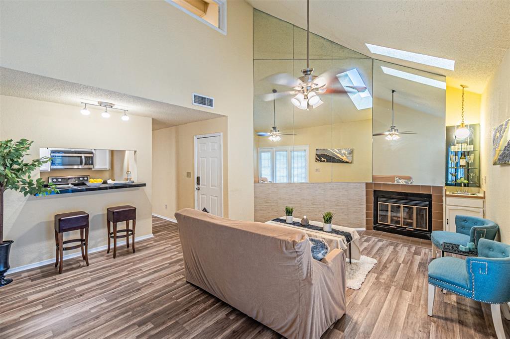 5590 Spring Valley Road C205