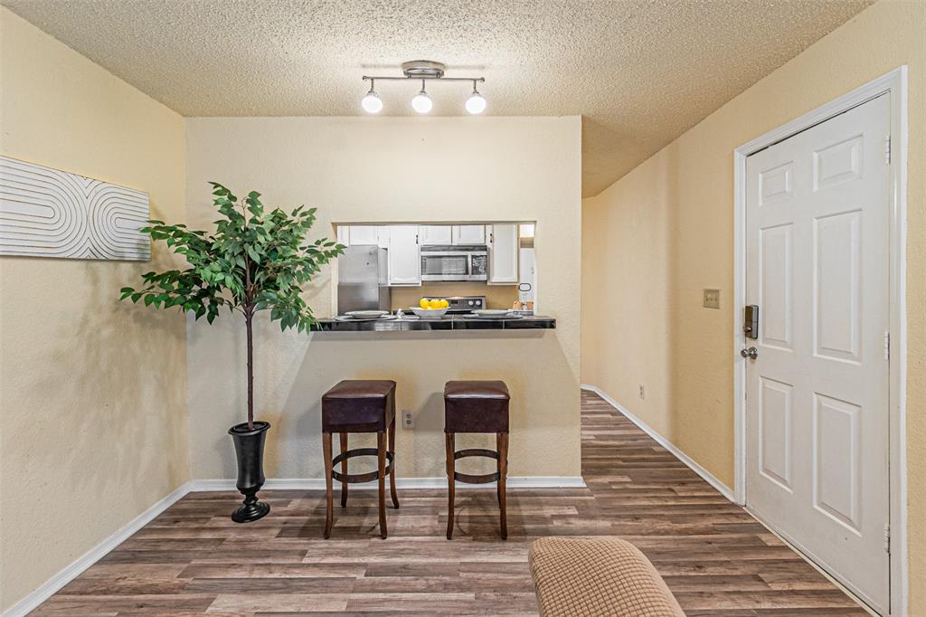 Springmont Condo Ph 01-04 - Residential