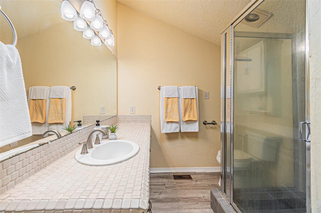 Springmont Condo Ph 01-04 - Residential