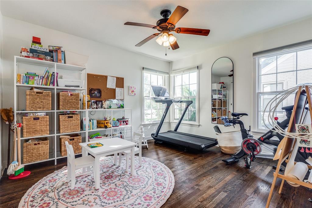 CHAMBERLAIN ARL HTS 1ST ADDN - Residential