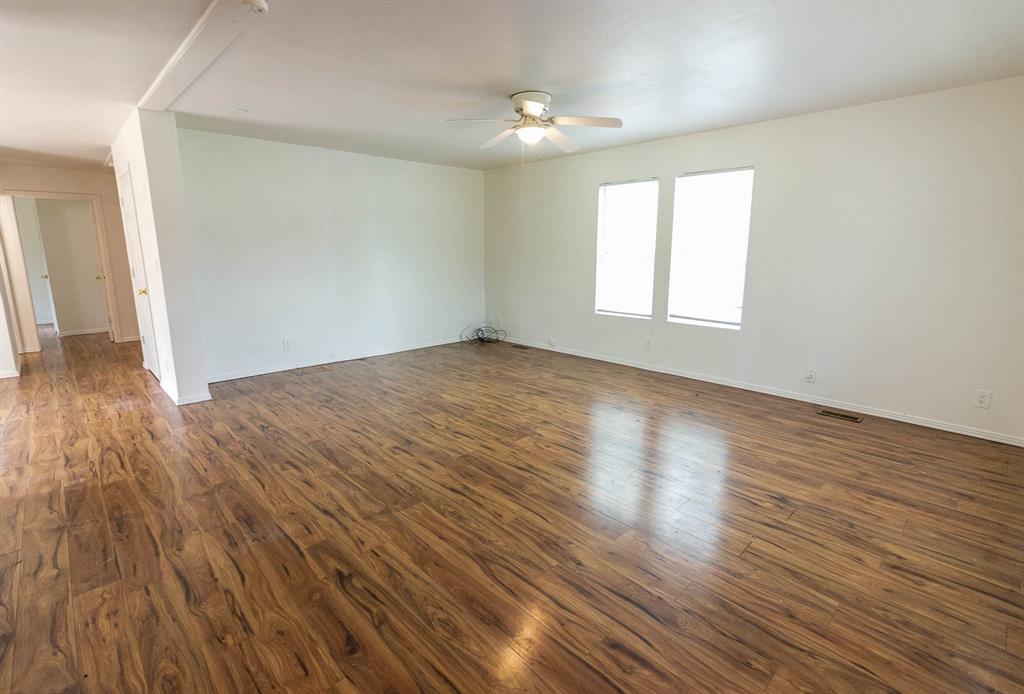 133 Tres Lagos Boulevard