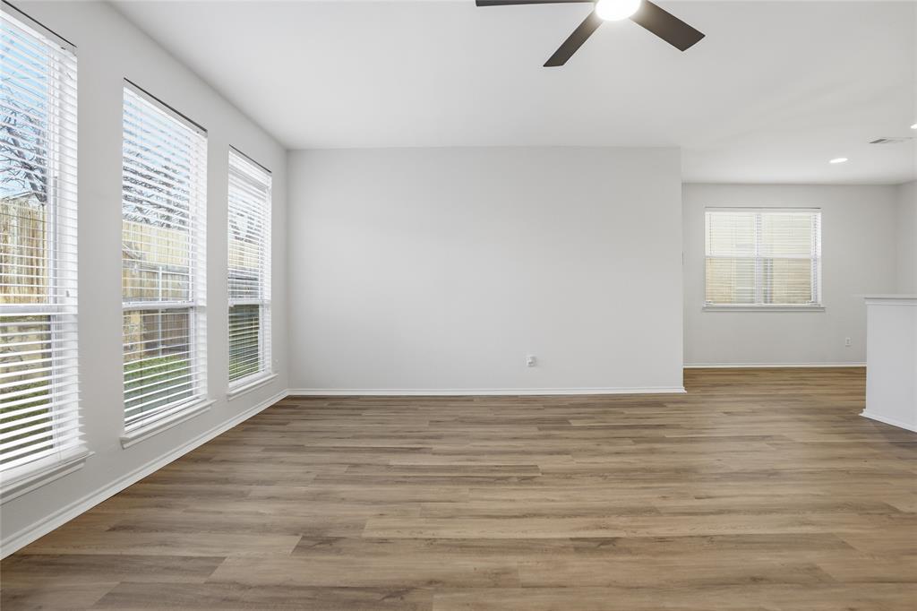 1172 Sunderland Lane