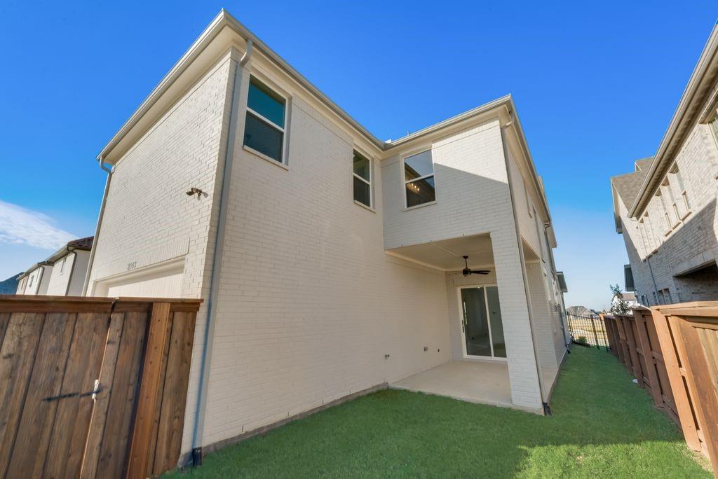 Fields South - Residential