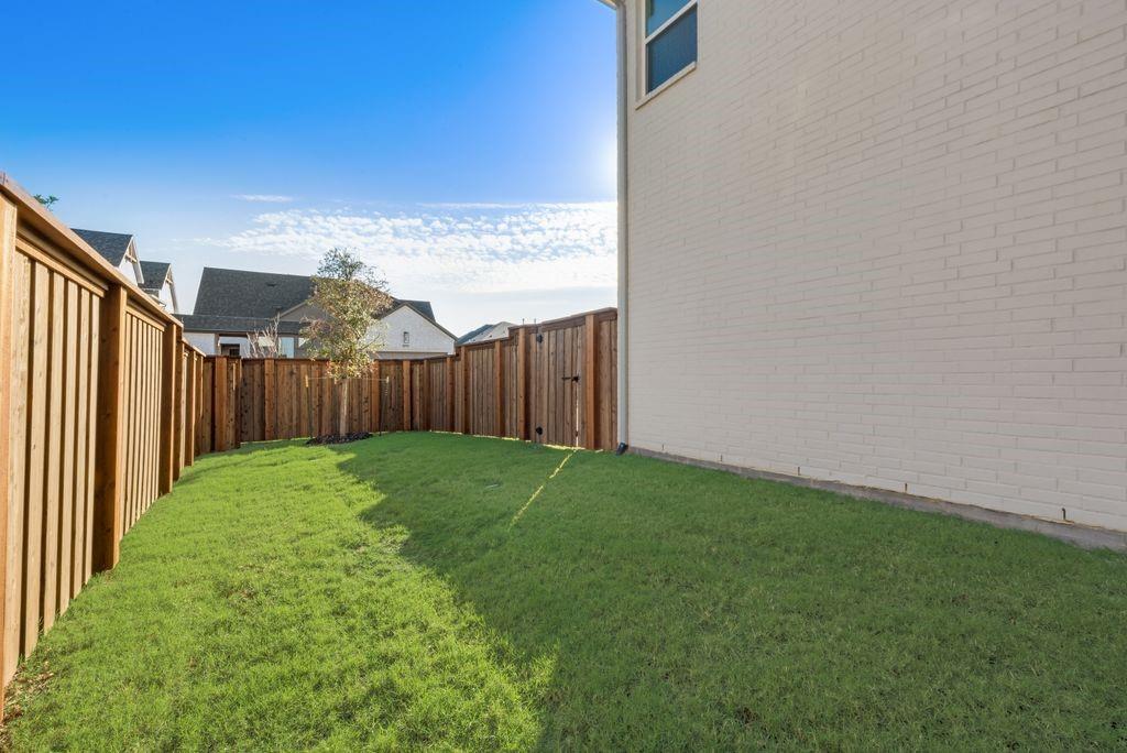 Fields South - Residential