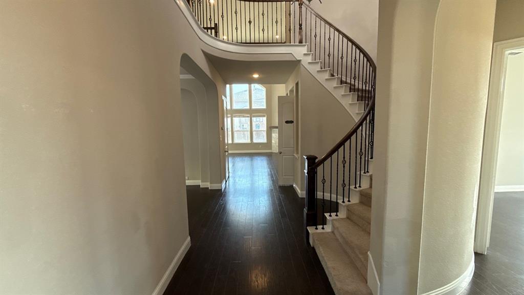 10010 Lucky Debonair Lane