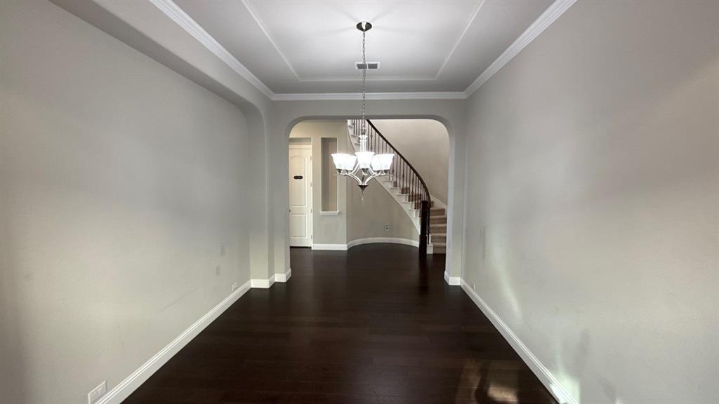 10010 Lucky Debonair Lane