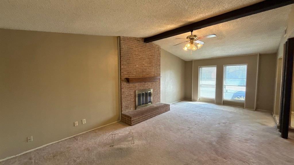 960 Meadowcove Circle