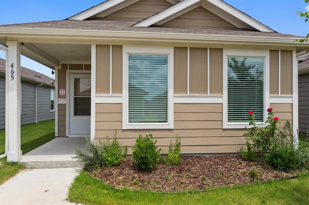 465 Corsair Way