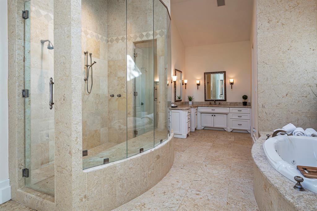 MEADERS LANE - Residential