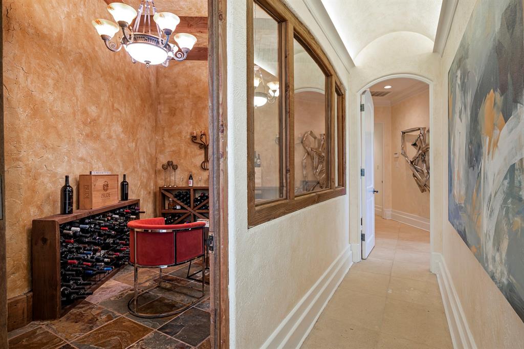 MEADERS LANE - Residential