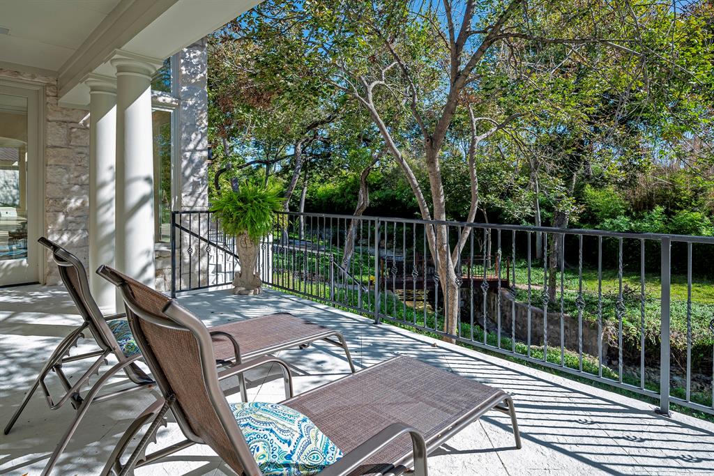 MEADERS LANE - Residential