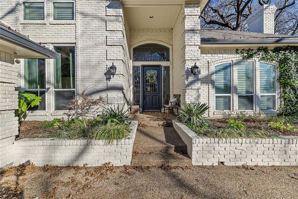 2806 Woodstream Lane