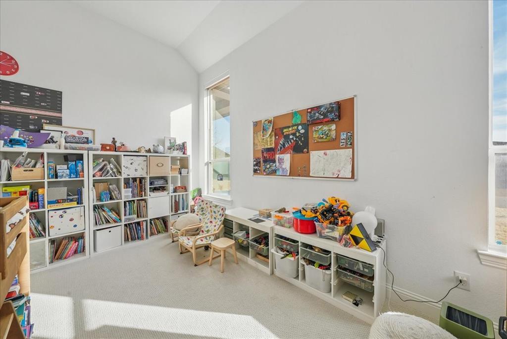 Star Trail Ph Five - Residential