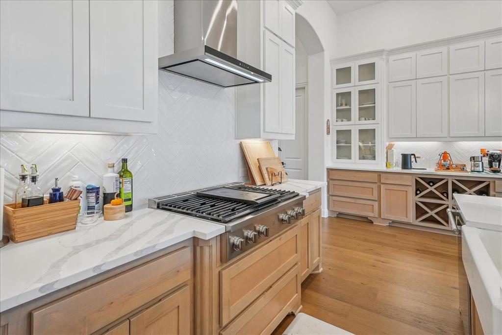 Star Trail Ph Five - Residential