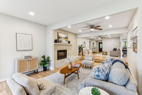 10419 Royalwood Drive Dallas TX 75238