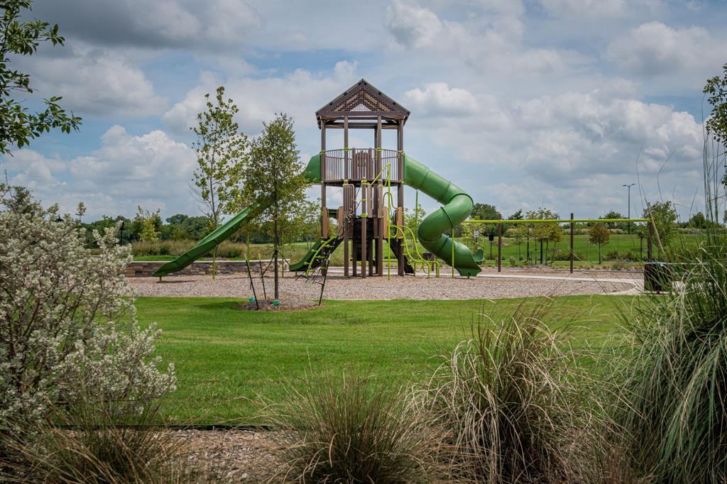 Trinity Falls - Residential