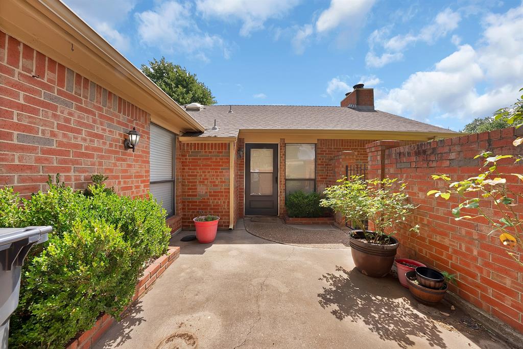 Cedar Place Garden Condminium - Residential