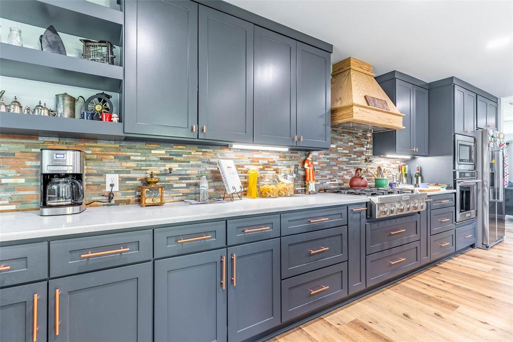 La Vista Grande Ests - Residential