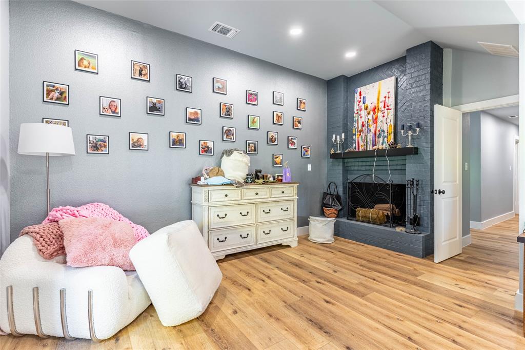 La Vista Grande Ests - Residential