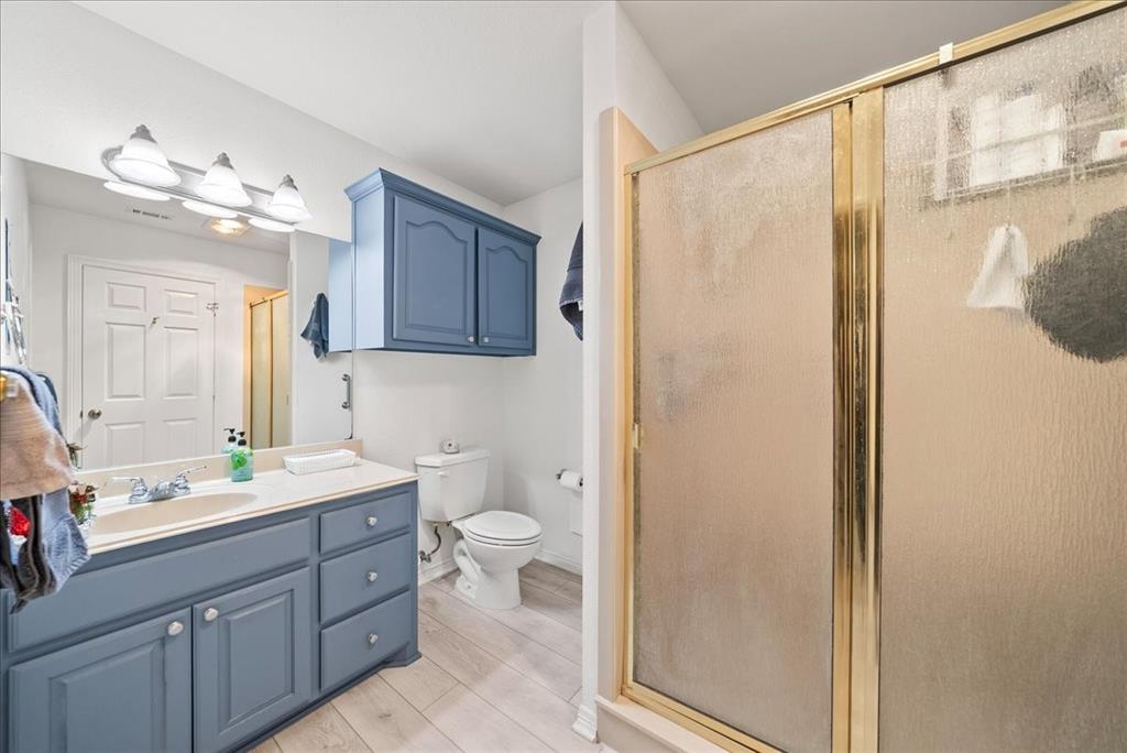 Cresthaven Cottages Condo - Residential