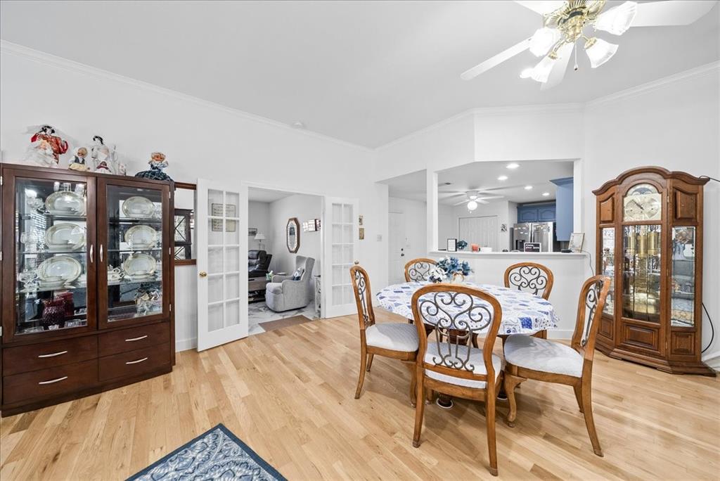 Cresthaven Cottages Condo - Residential