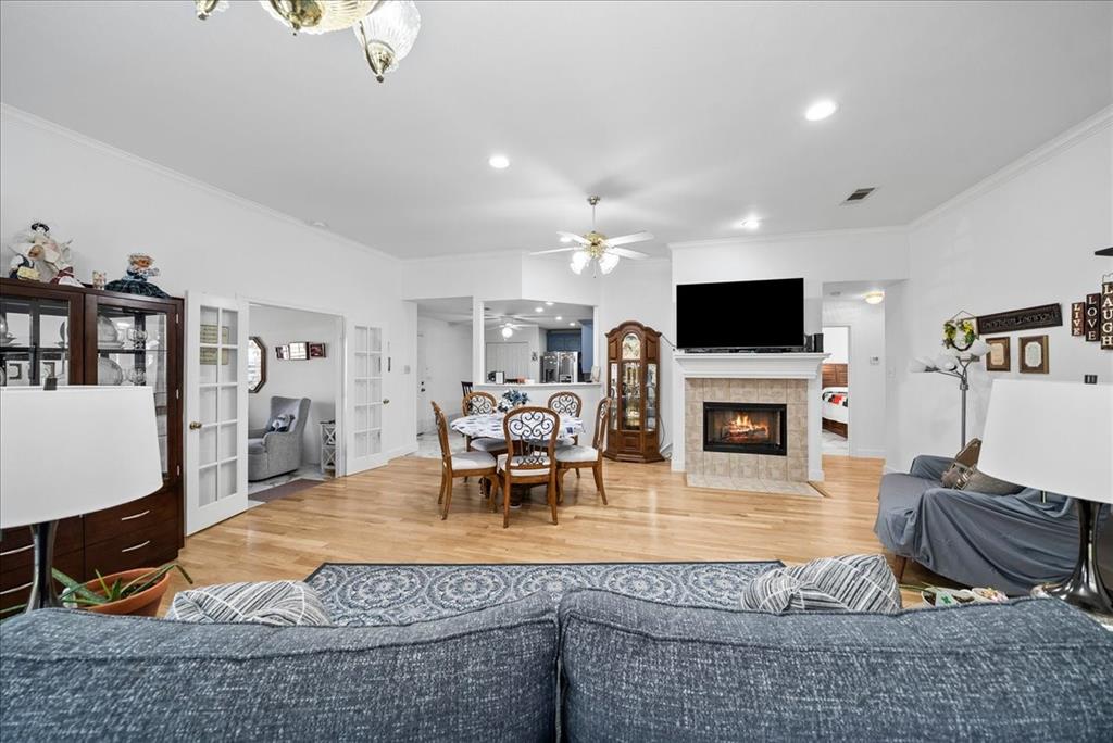 Cresthaven Cottages Condo - Residential