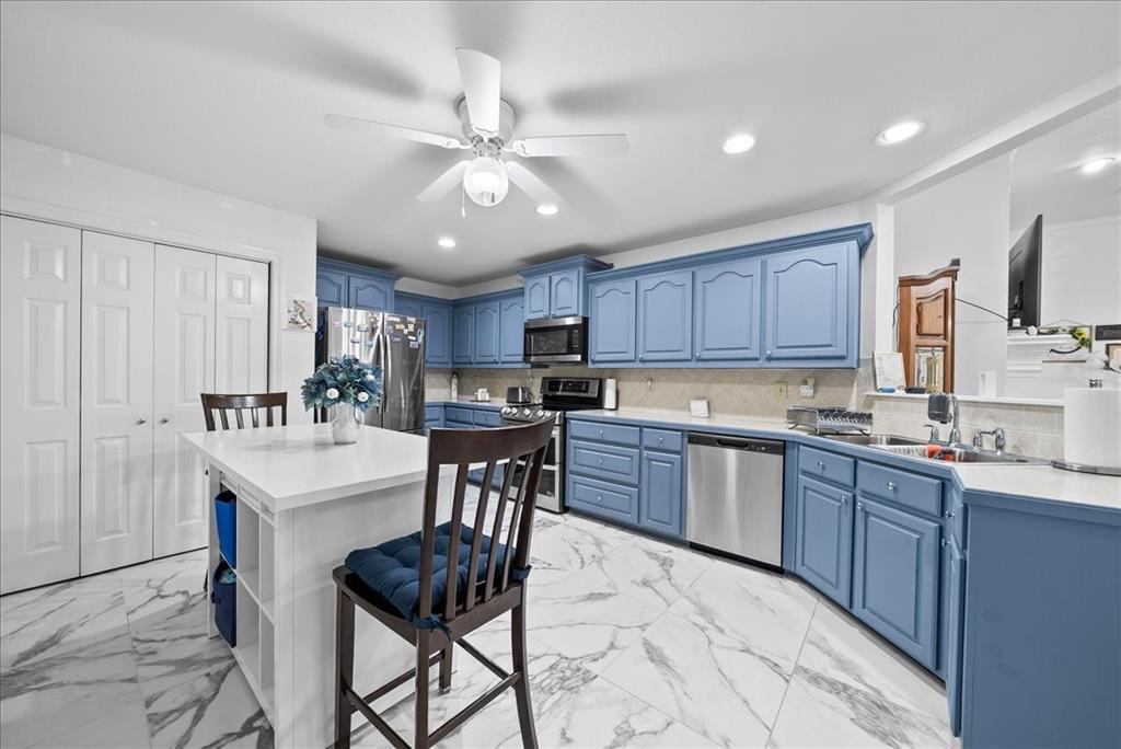 Cresthaven Cottages Condo - Residential