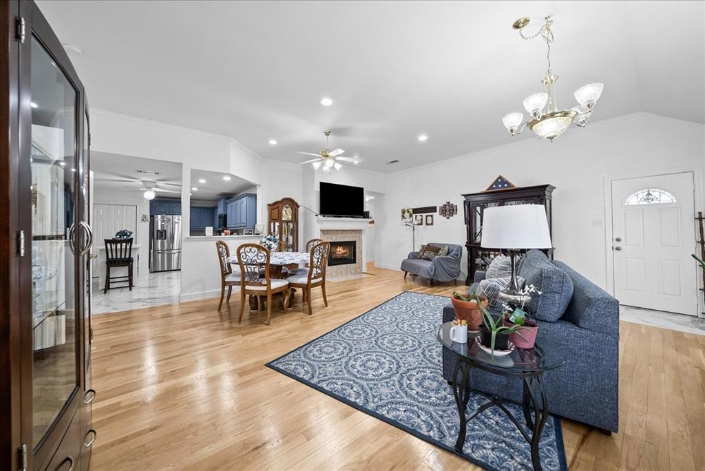 Cresthaven Cottages Condo - Residential