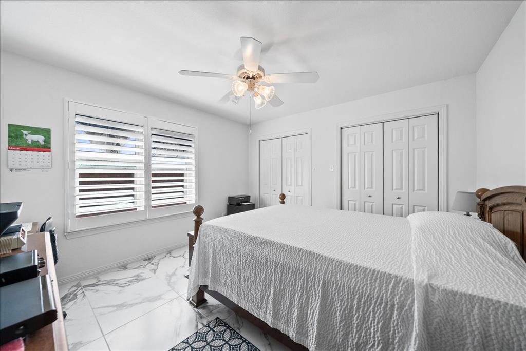 Cresthaven Cottages Condo - Residential