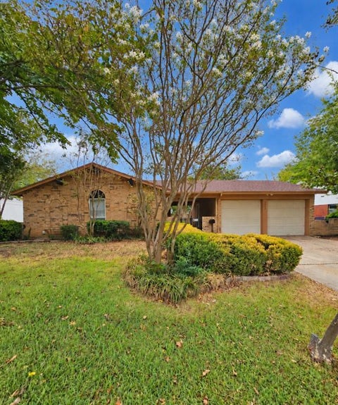 Photo of 7508 Jade Circle, North Richland Hills, TX 76180 (MLS # 21403023)