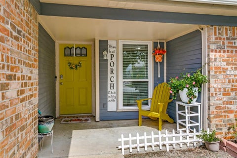 Photo of 6520 Constitution Drive, Watauga, TX 76148 (MLS # 21308301)