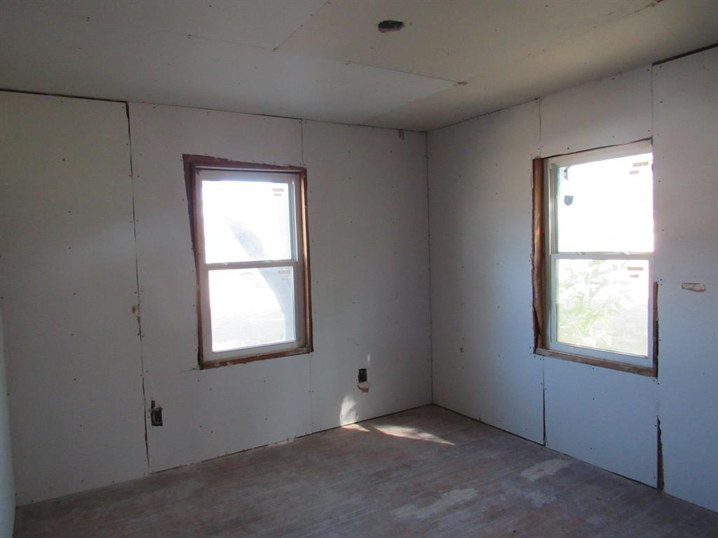 Central Villa - Residential