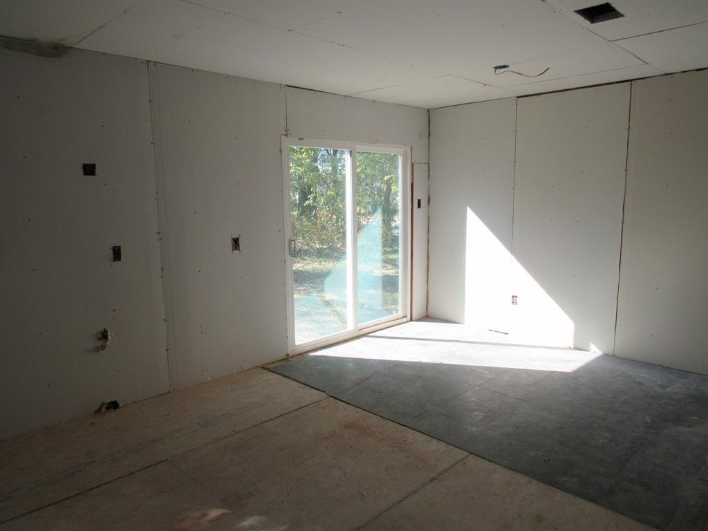 Central Villa - Residential