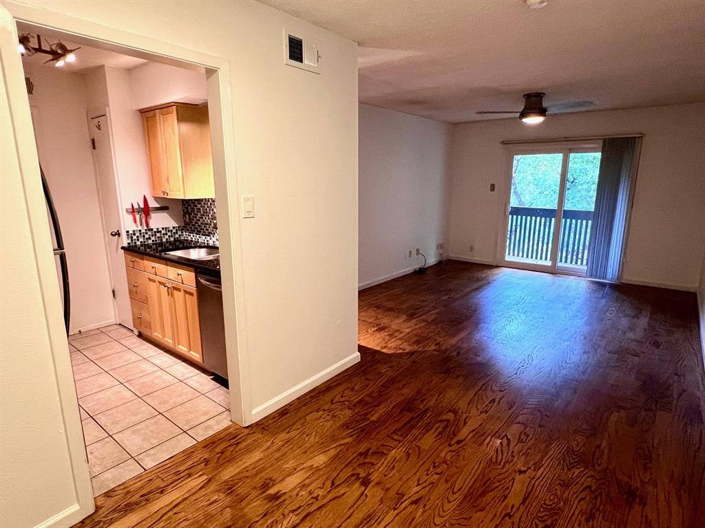 River Oaks Condos - Residential